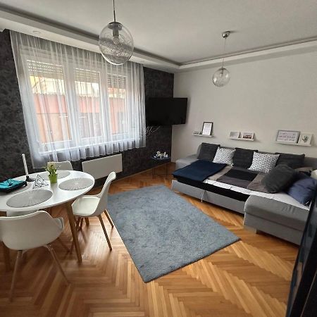 Gabend'I Apartman Eger Ngoại thất bức ảnh